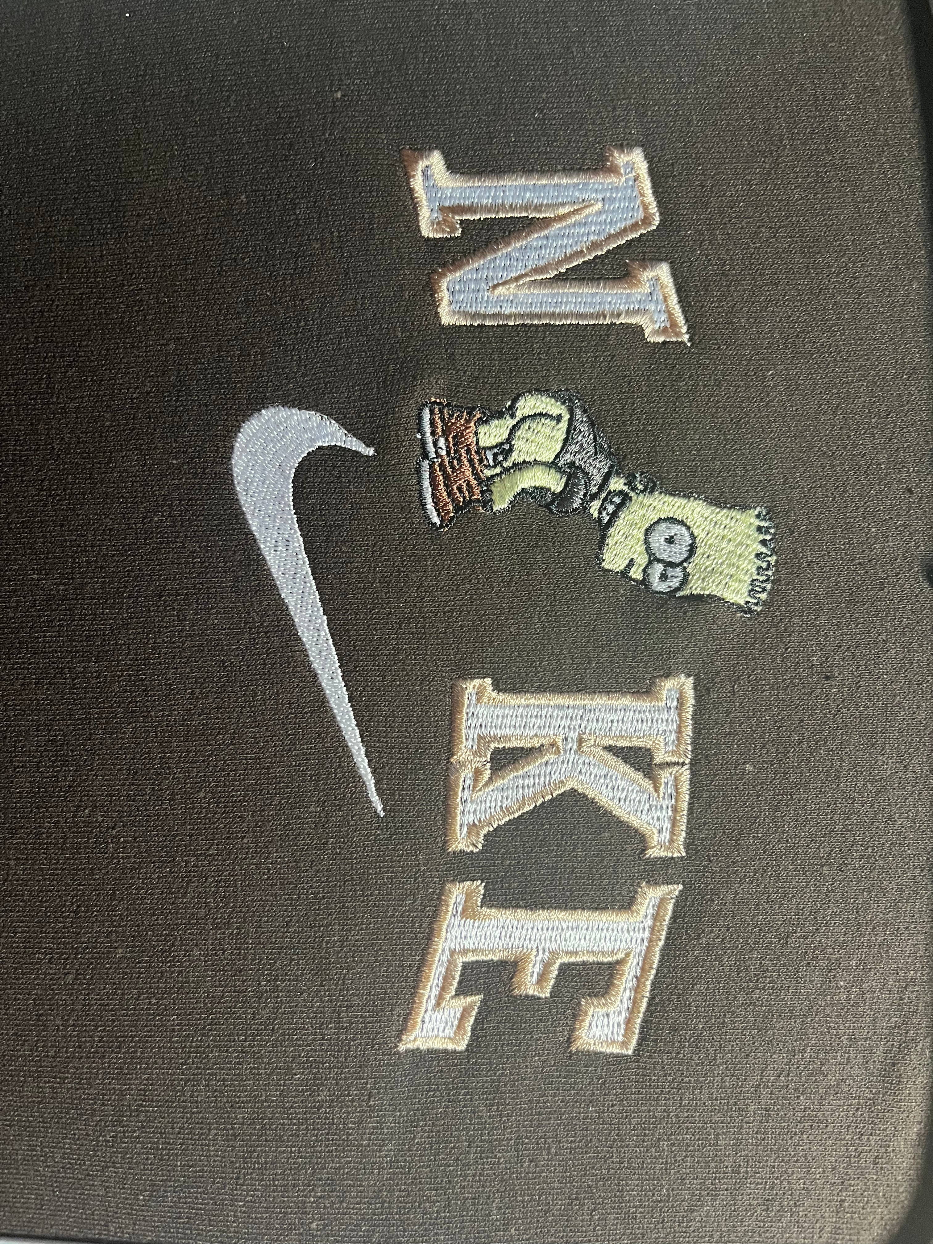 Bart Nike